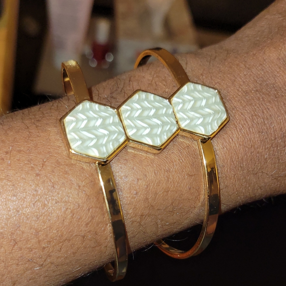 Jilzarah 3-tier Hexagon Cuff Bracelet
